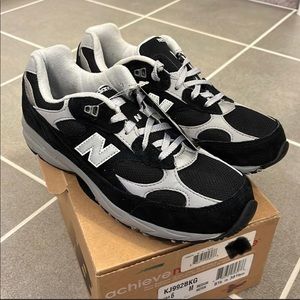 New Balance 992 KJ992BKG sneakers shoes new youth GS size 6 black grey vintage